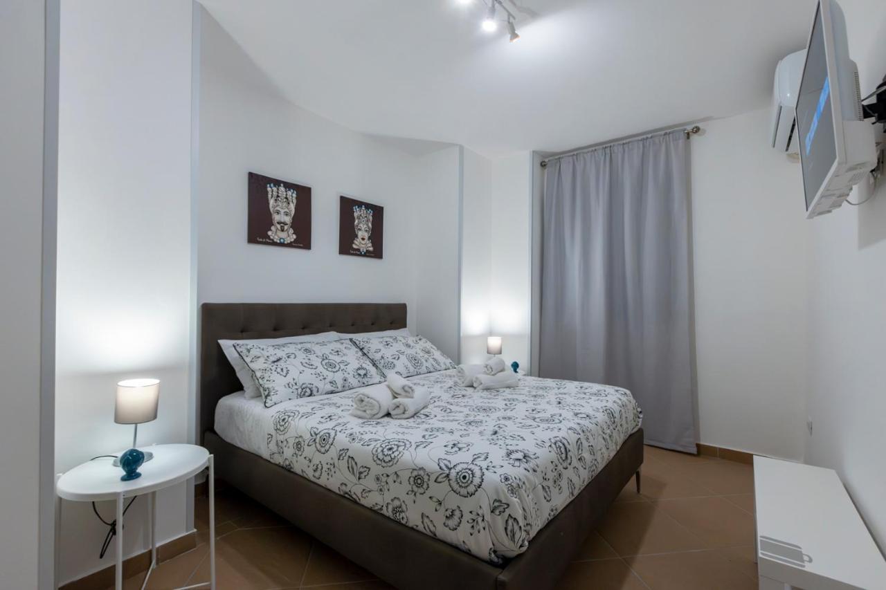Ferienwohnung Arco Di Bonello Cattedrale Palermo Exterior foto